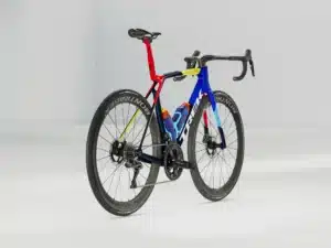 Alternative view of Madone SLR 9 Gen 8 Navy