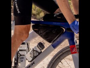 Alternative view of Trek Adventure trekantet veske